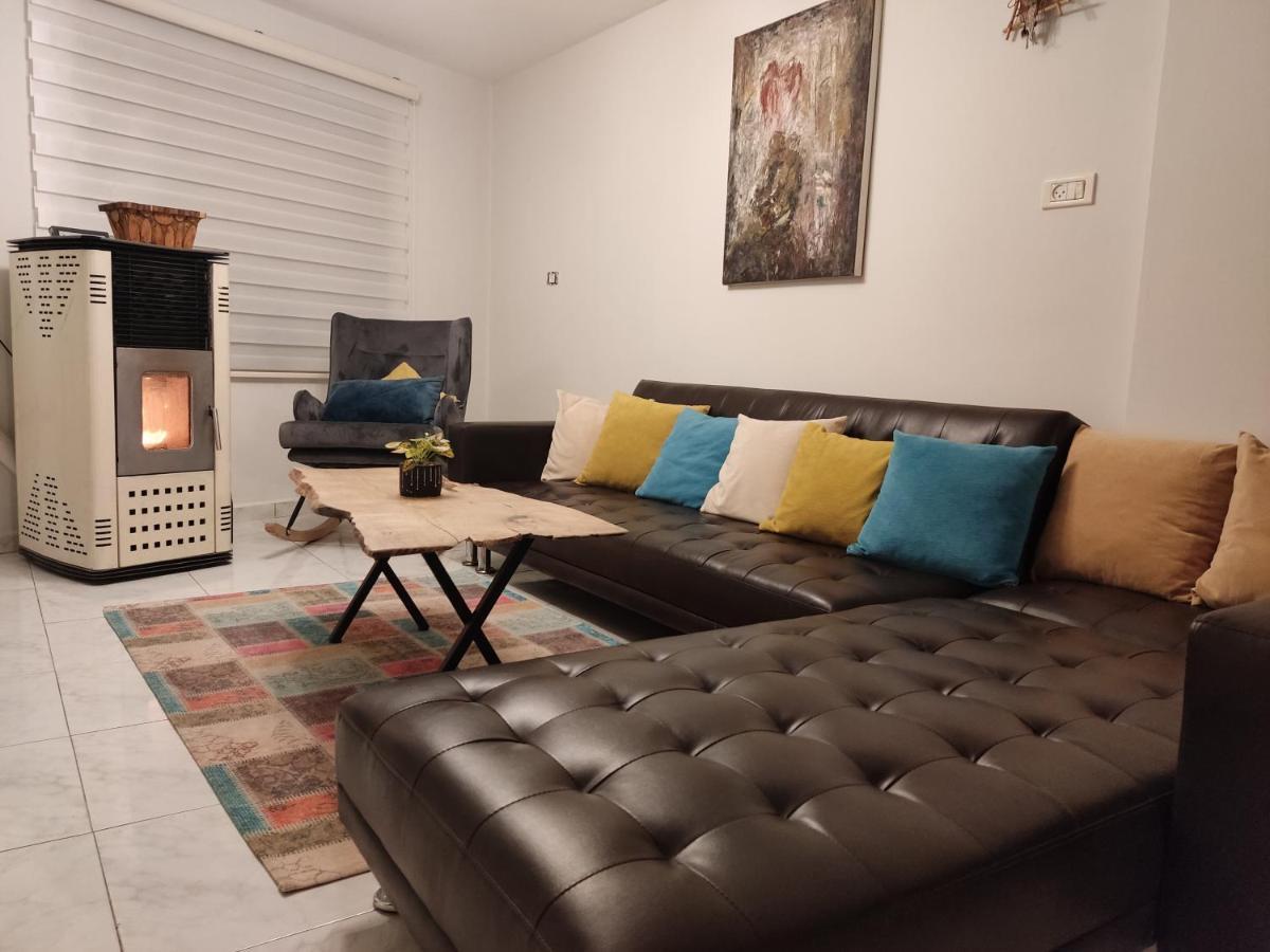 Cosy Appartement Majdal Shams Exteriör bild